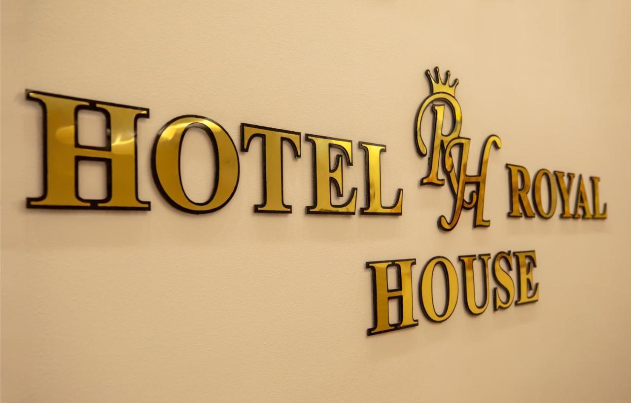 Royal House Hotel Gori Exterior photo