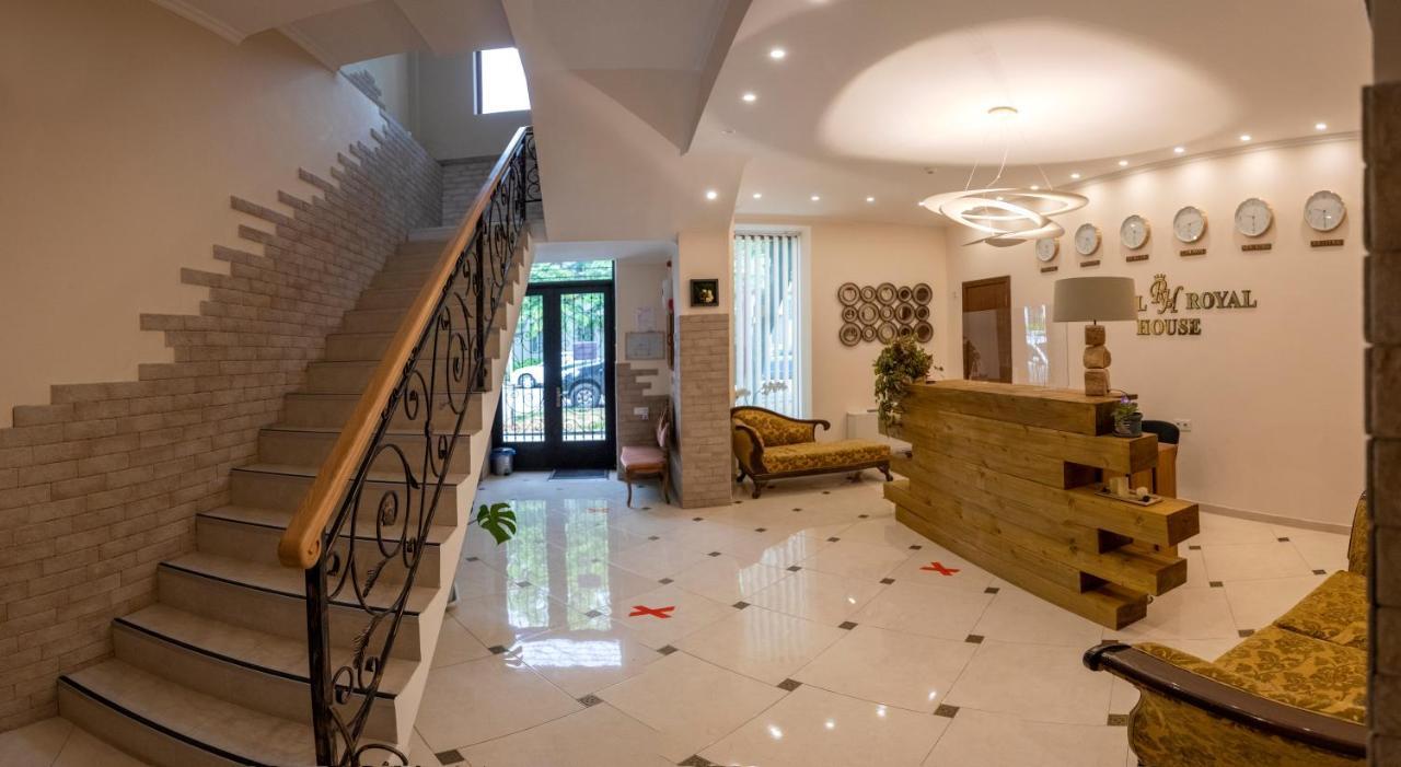 Royal House Hotel Gori Exterior photo
