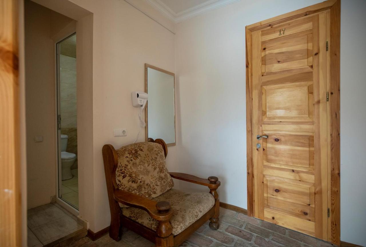 Royal House Hotel Gori Exterior photo