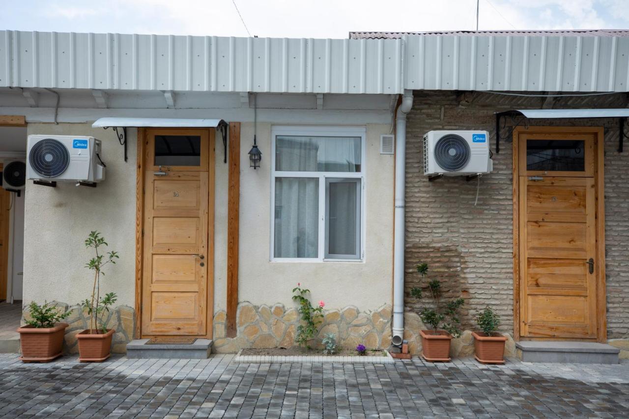 Royal House Hotel Gori Exterior photo
