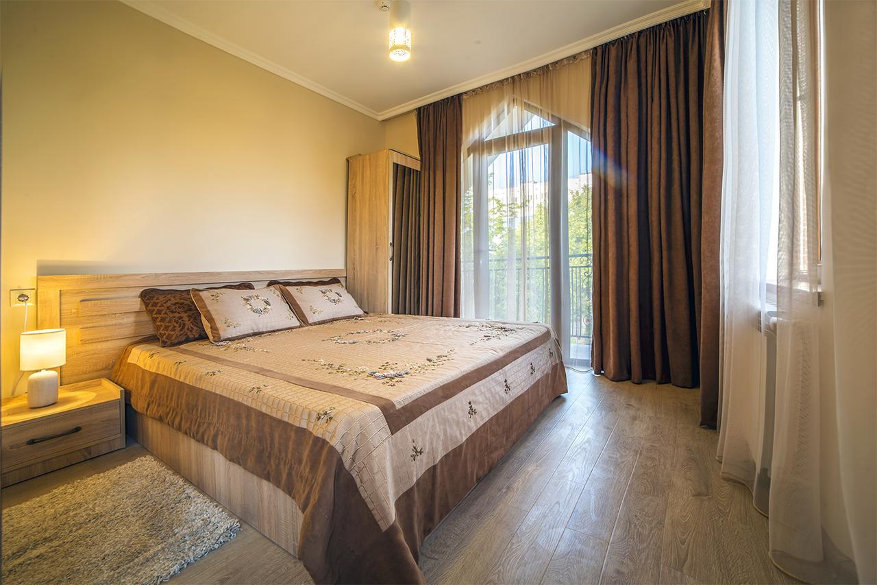 Royal House Hotel Gori Exterior photo