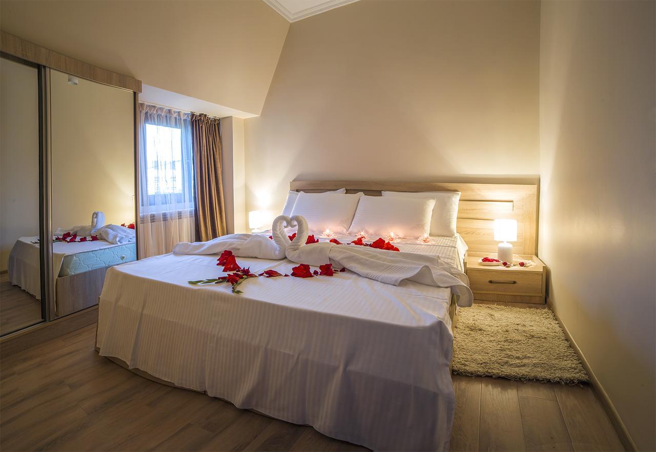Royal House Hotel Gori Exterior photo